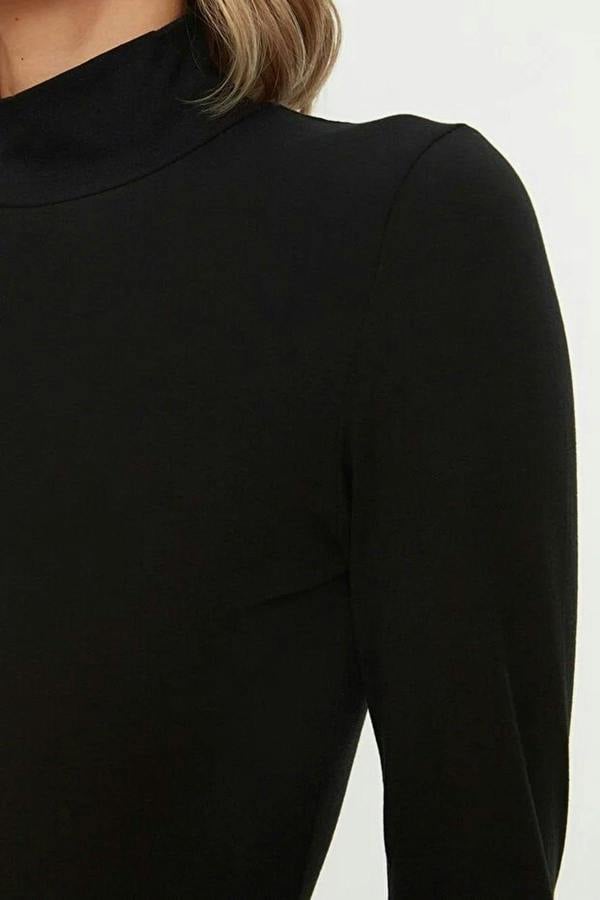 WOVCOR Turtleneck Knit Bodysuit