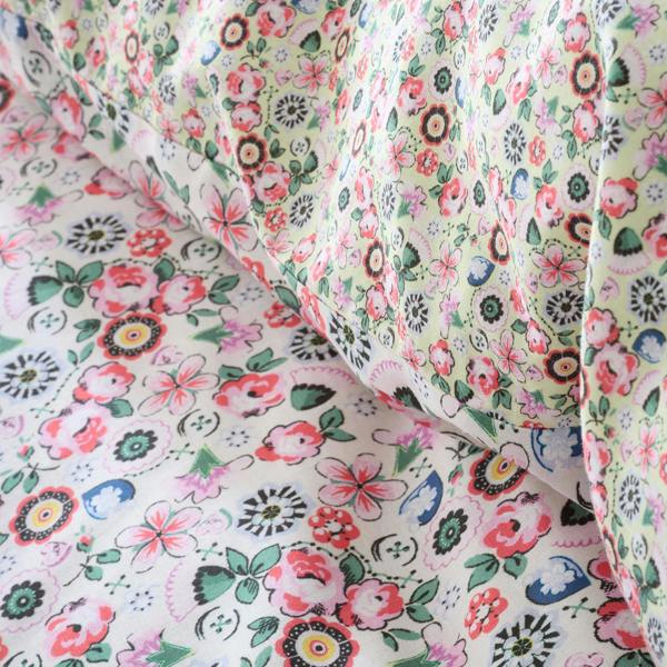 Cath Kidston Pearly Queen Ditsy Reversible Cotton Duvet Cover Set Pink