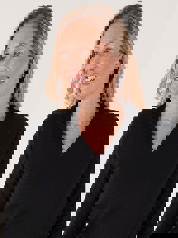 PennyPlain High Back V-neck Top - Black