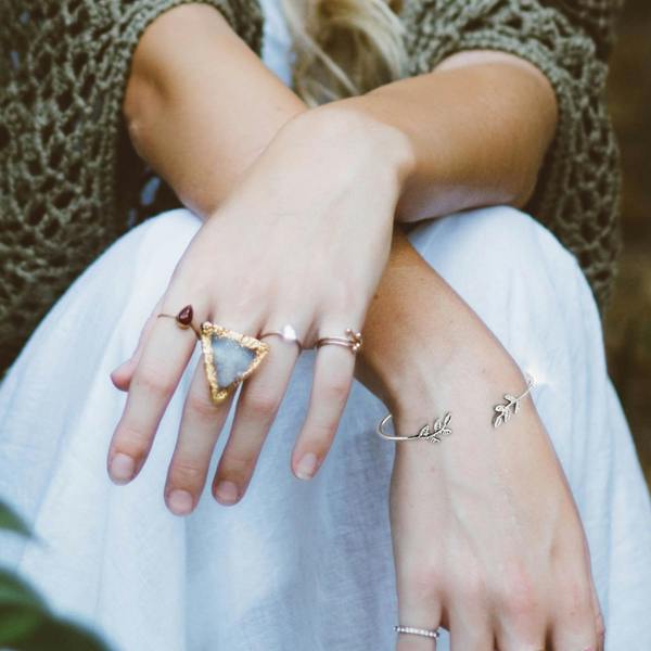 Aye Do Gifts Silver Leaf Bangle
