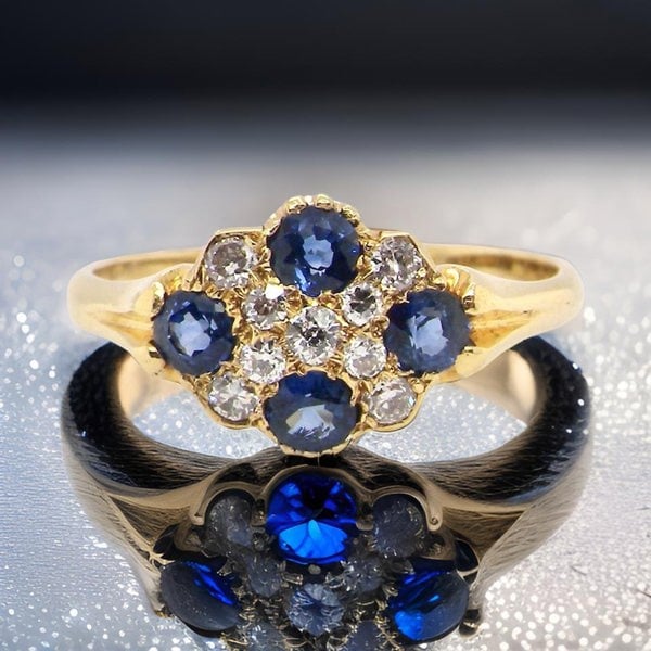 Vintage Tom An antique Sapphire and Diamond Ring