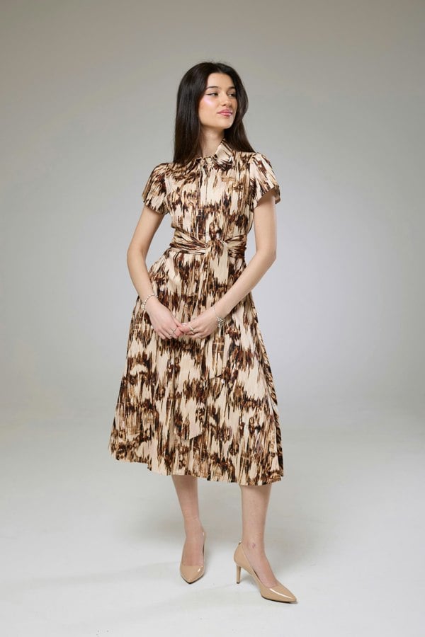 Isha's Timeless collection Desert Safari Short Sleeve Shirt Dress