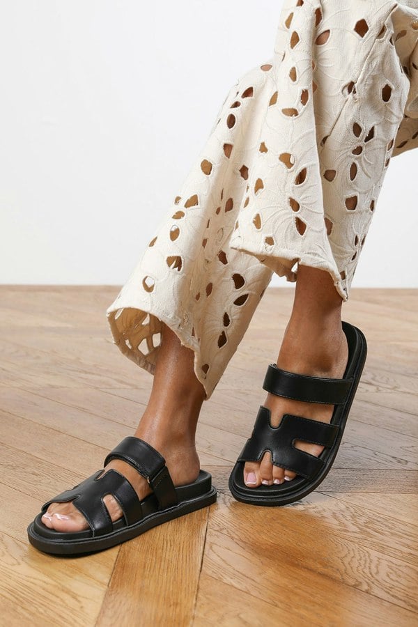 Where's That From Zoe Chunky Link Detail Strap Sandal in Black Faux Leather