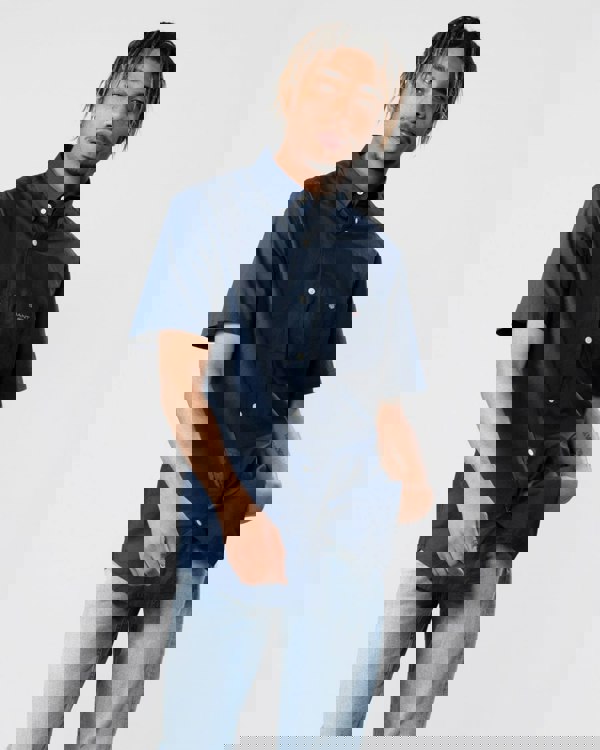 GANT Regular Broadcloth Short Sleeve Button Down Mens Shirt - 410 Marine