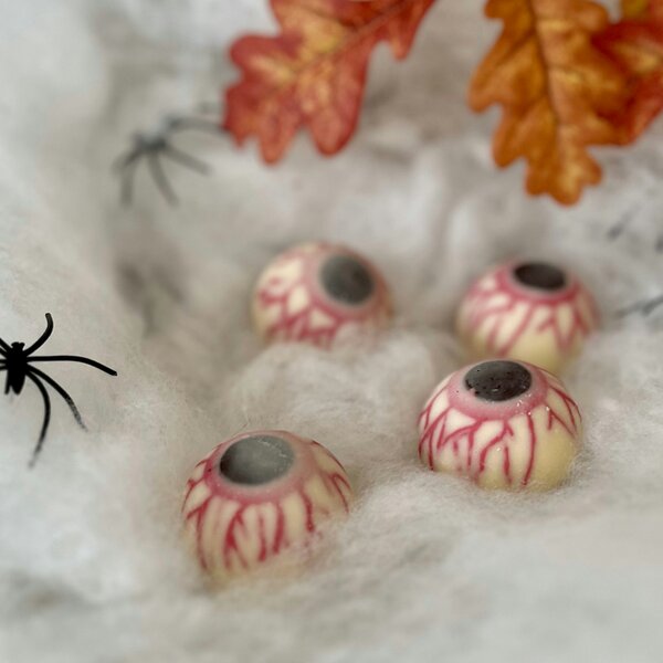 CHOC ON CHOC Chocolate Gooey Eyeballs