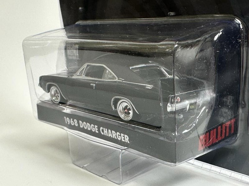 Greenlight Bullitt 1968 Dodge Charger Black 1:64 Scale 44741