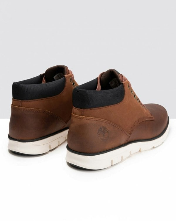 Timberland Bradstreet Leather Mens Chukka Boot - Red Brown