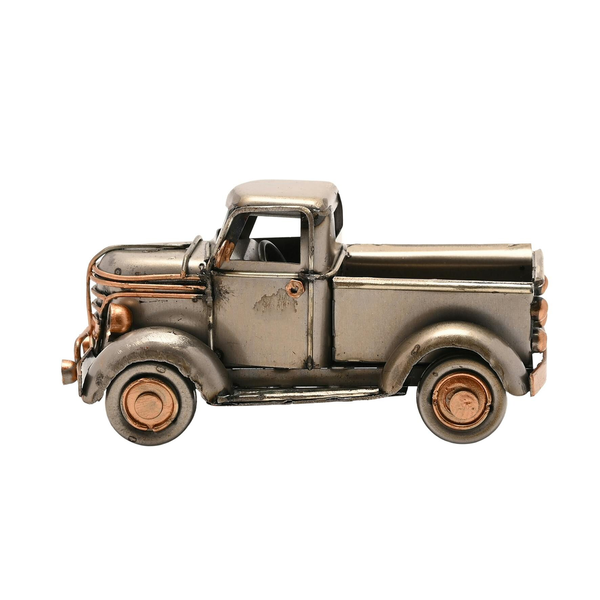 Harvey Makin Ornament - Truck