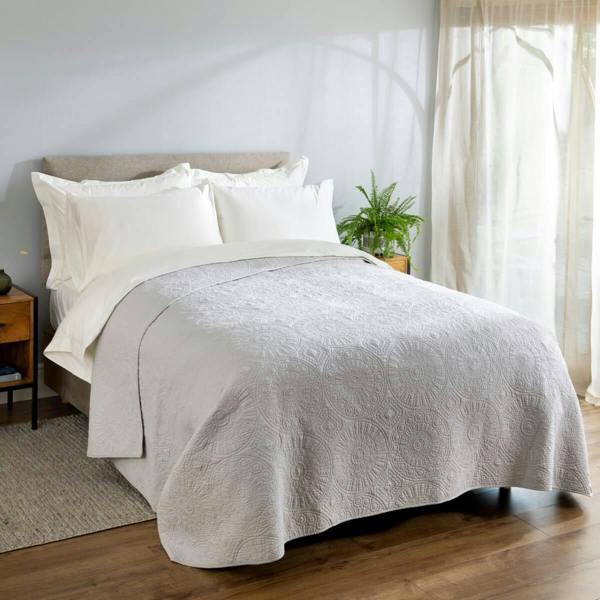 Light Stone Quilted Cotton Bedspread - summer, close-up detail 1 | Soak and Sleep