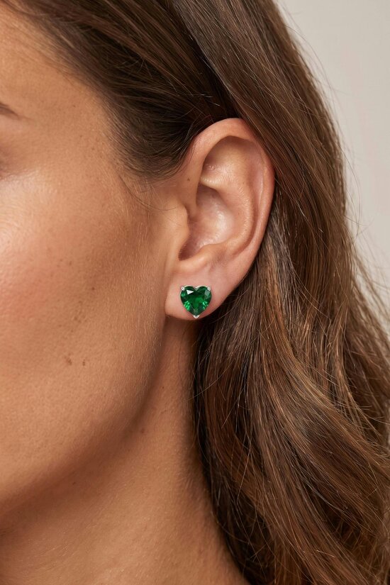 Latelita Amore Heart Emerald Stud Earrings Silver