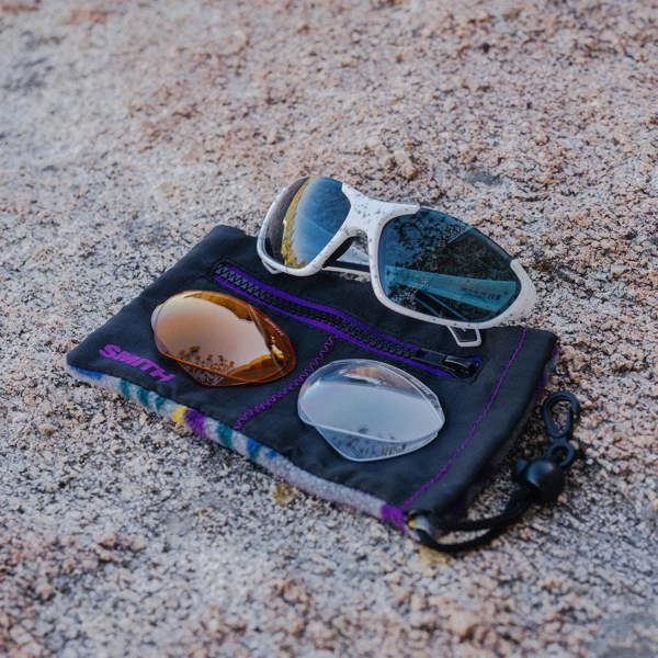Smith Sunglasses Sliders 6YX 1C Snow White ChromaPop Black