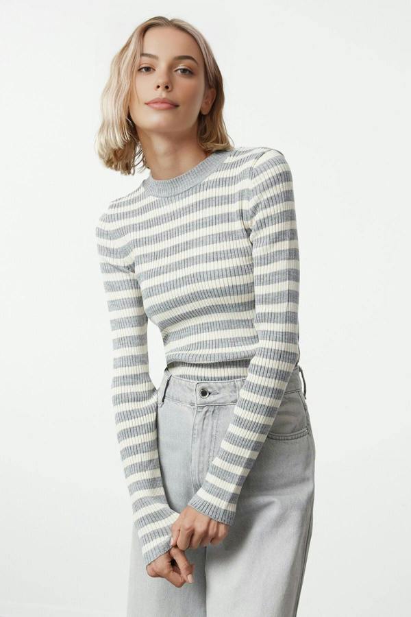 WOVCOR Basic Striped Knit Sweater
