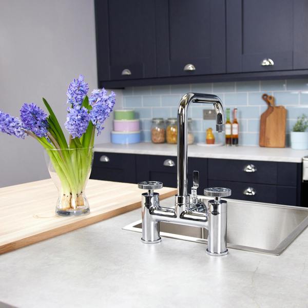 Flode kraft | Industrial Bridge Style 3 in 1 Instant Boiling Tap | Polished Chrome Finish