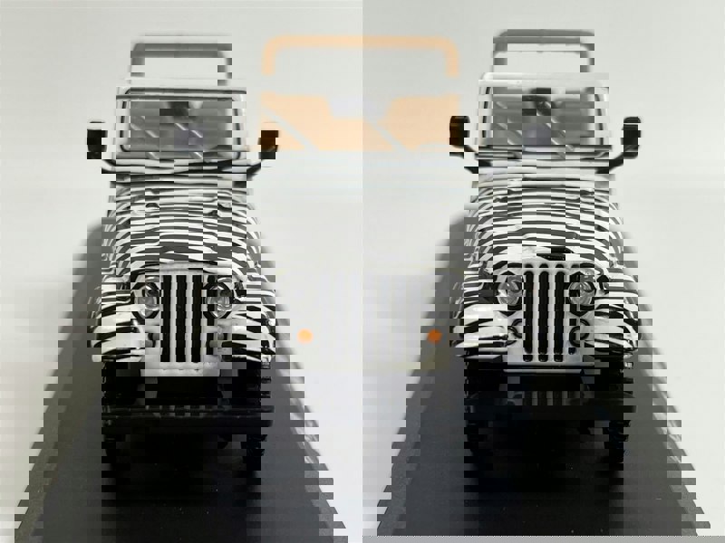 Greenlight Ace Ventura When Nature Calls 1976 Jeep CJ-7 1:43 Scale Greenlight 86574