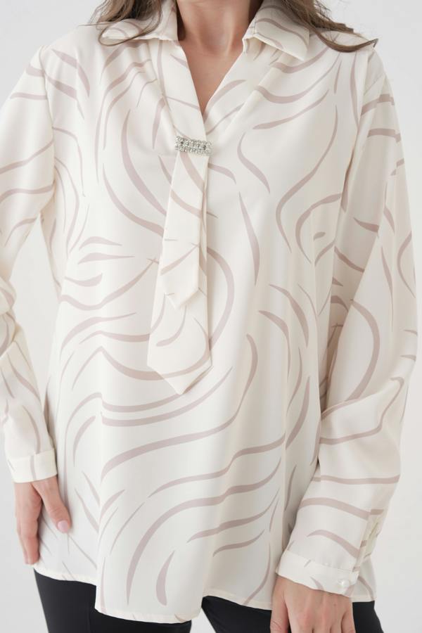 Hoxton Gal Relaxed Fit Long Sleeves Brooch and Print Detail Blouse