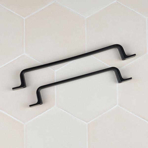 Handle & Home Matt Black Strap Handles