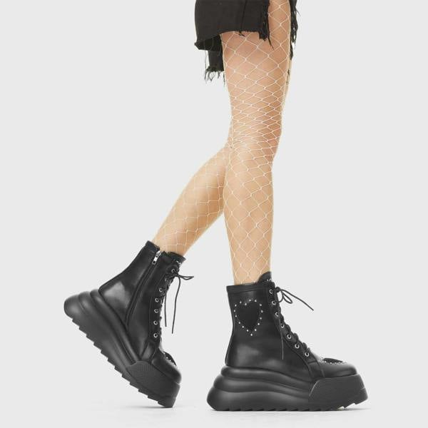 Lamoda Lone Ranger Black Heart Accent Chunky Sneakers Fashionable Streetwear