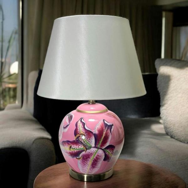 40CM TABLE LAMP AND SHADE