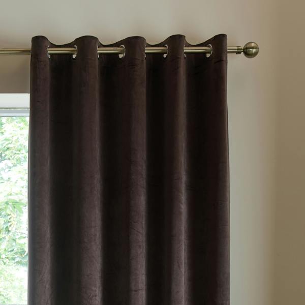 Catherine Lansfield Super Thermal Blackout Matt Velour Eyelet Curtains Chocolate
