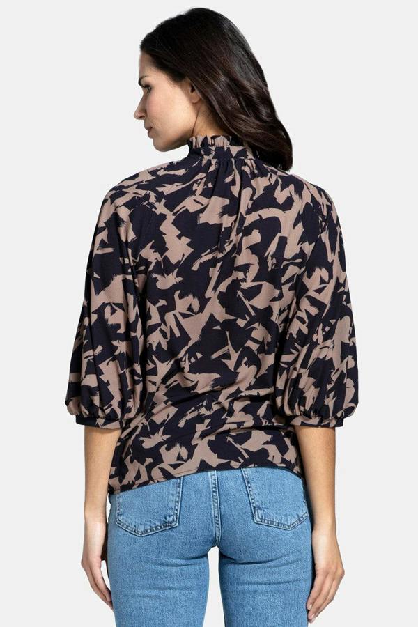 HotSquash Balloon-Sleeved Top with High Collar