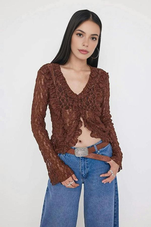 WOVCOR Flare Sleeve Knit Blouse with Ruffle & Lace Detail
