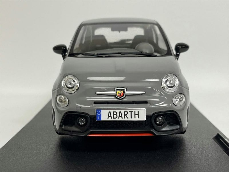 Solido Fiat 695 Abarth 2022 XSR Edition Yamaha Record Grey 1:18 Scale Solido 1811302