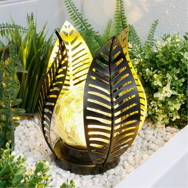 Gardenwize Solar Garden Ornament – Metal Tulip Flower with LED Crackle Glass Ball