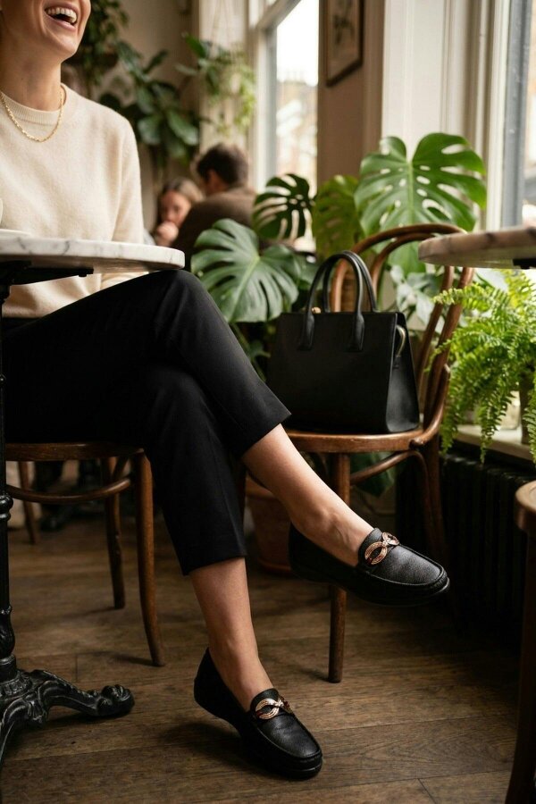 ikrush Ffion Gold Buckle Textured Loafers