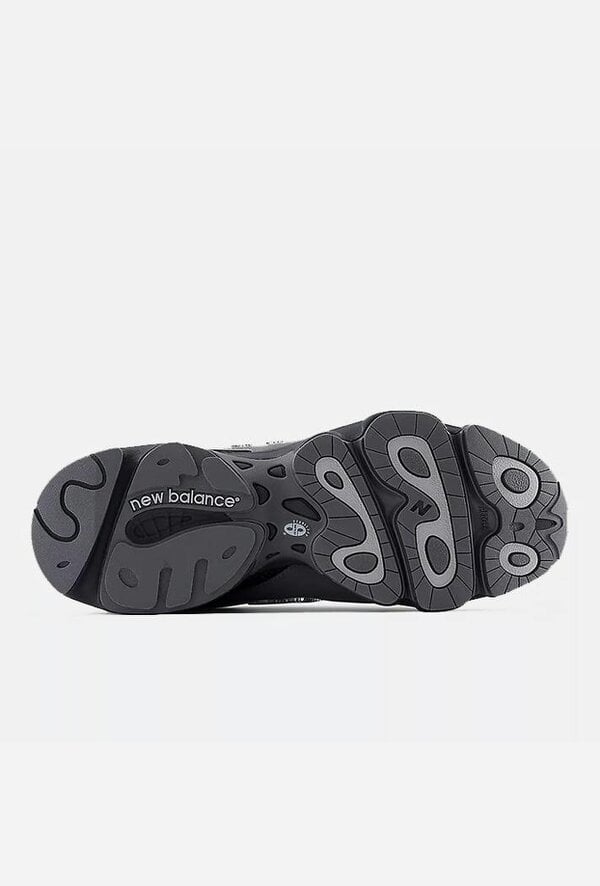 New Balance 1000 Trainers