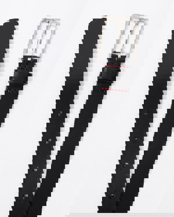 HUGO Mens Gael Belt buckle detail