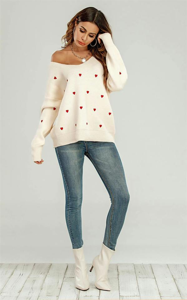 FS Collection Embroidery Red Heart V Neck Jumper In Cream