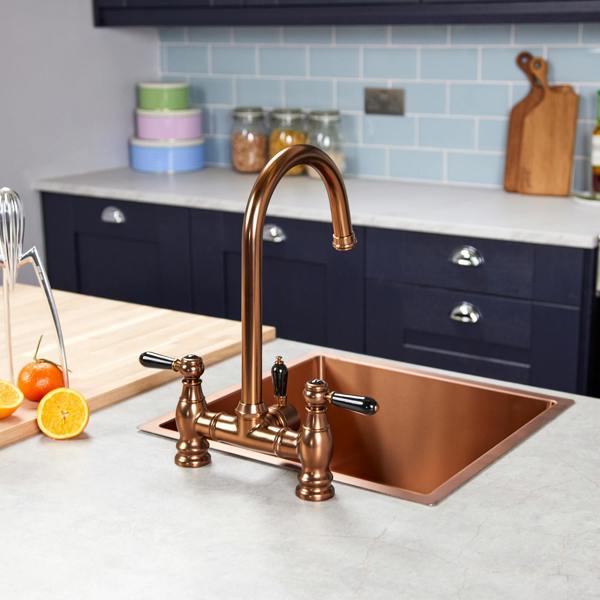Flode klas | Traditional Bridge Style 3 in 1 Instant Boiling Tap | Black Ceramic Levers | Brushed Copper Finish