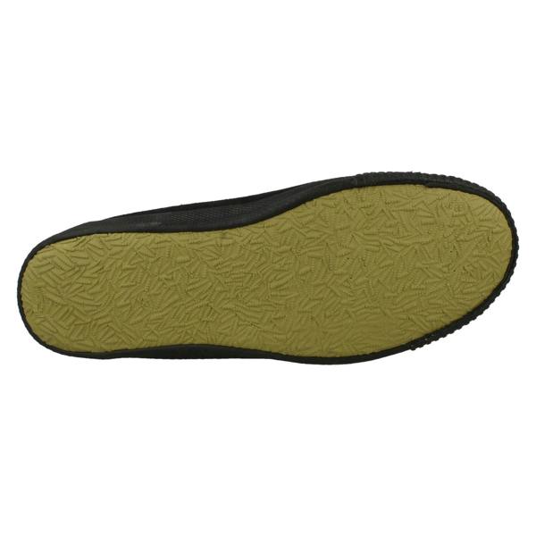 Spot On Childrens Unisex Spot On Slip On Plimsolls Gusset Plims