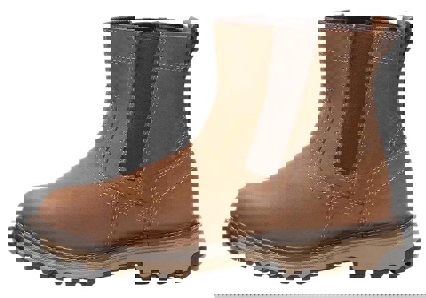 Caterpillar Pelton Mens Steel Toe/Midsole Safety Pull On Dealer Boots, brown leather work boots with steel toe cap, midsole protection, and slip-resistant outsole.
