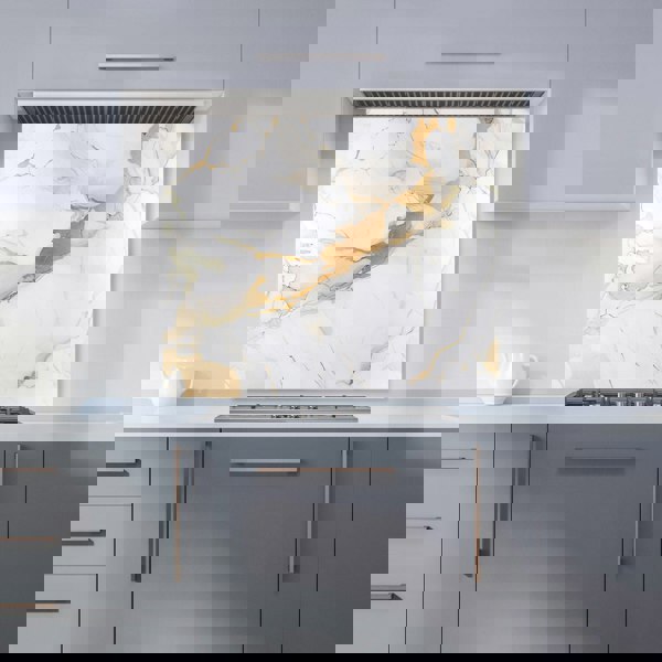 Warren Reed - Designer White Marble With Gold Kitchen Splashback