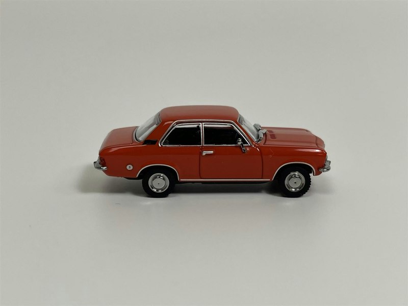 Minichamps Opel Ascona 1970 Red 1:87 Scale 870040000