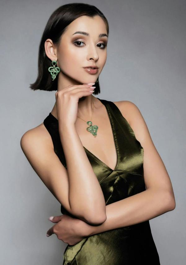 Latelita Viper Snake Drop Earrings Gold Emerald