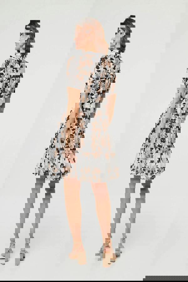 Beige | Abstract Tiered Tie Waist Short Dress