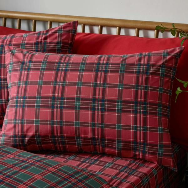 Catherine Lansfield Tartan Check Reversible Duvet Cover Set Red / Green