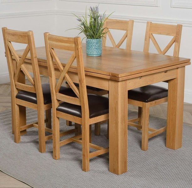 That's Furniture Richmond Medium Oak Extendable Dining Table with Berkeley Oak Chairs