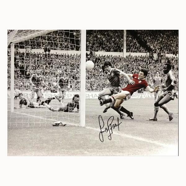 Frank Stapleton Signed Manchester United photo — Unframed