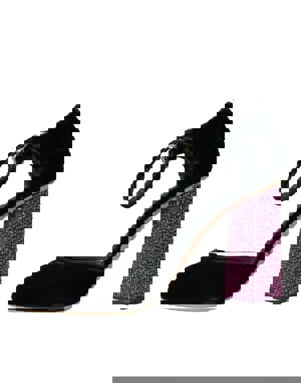 173571438.jpg