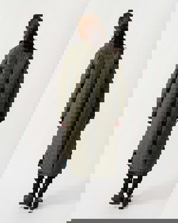 Hunter Fionn Womens Long Quilted Jacket - Kambaba