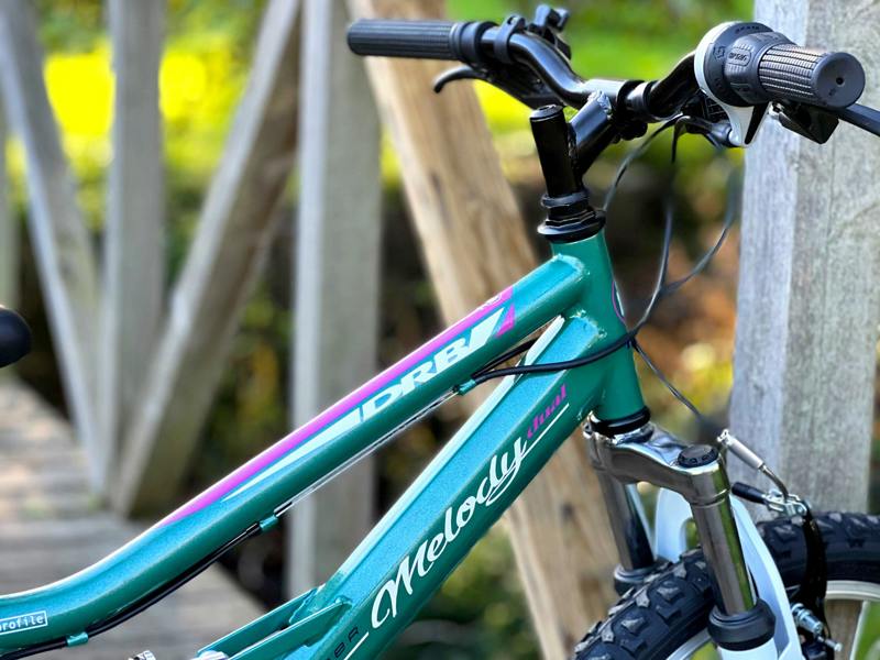 Dallingridge Melody 20" Girls Full Suspension Mountain Bike - Metallic Teal/White