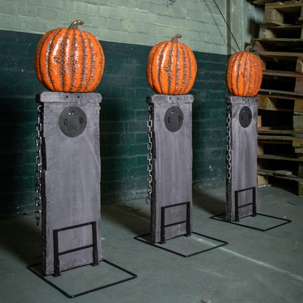 Samuel Alexander 97cm x 1.2m Battery Powered Light up Halloween Pumpkin Fence with LEDs