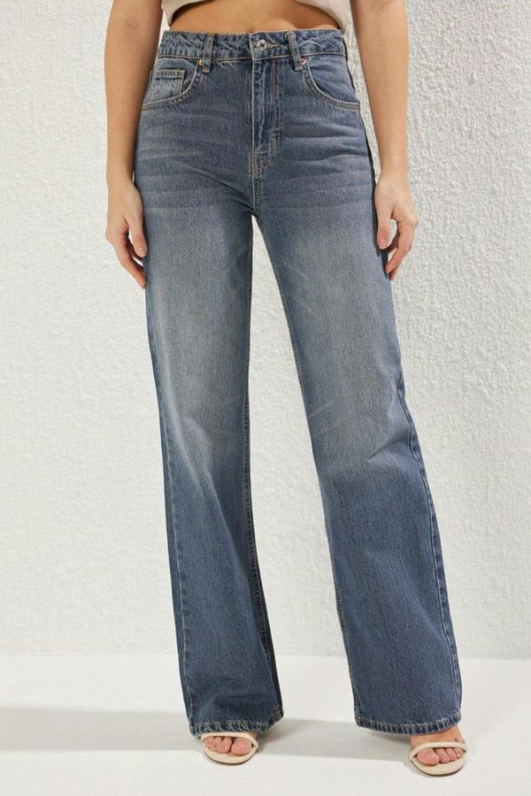 WOVCOR Faded Effect Vintage High-Waisted Wide Leg Jeans