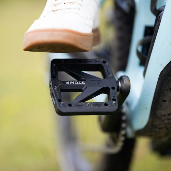 Oxford Stomp Nylon Flat Pedals Black