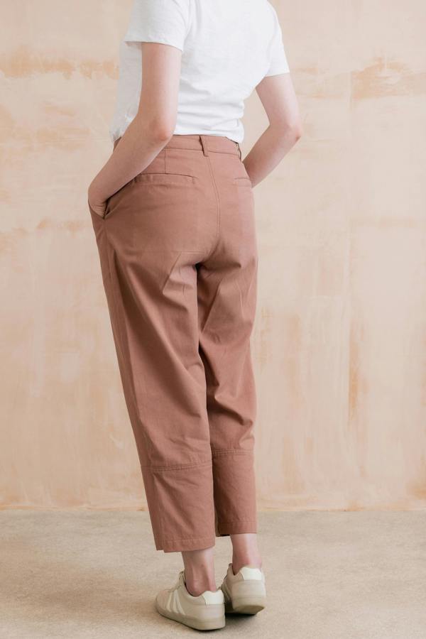 Lily & Me Clarissa Tapered Leg Cropped Trousers Soft Pink