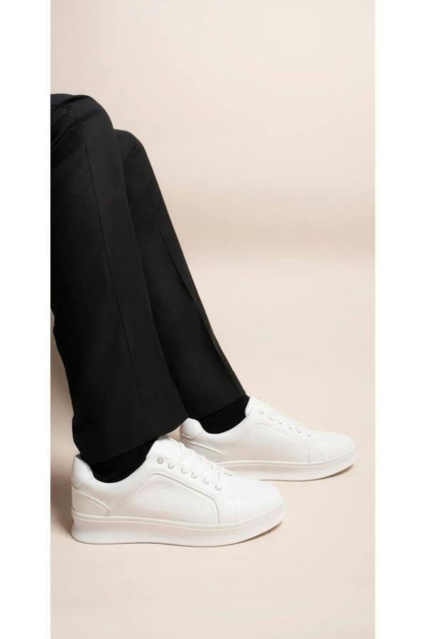 Noah Low Top Faux Leather Lace Up Trainers For Men - White