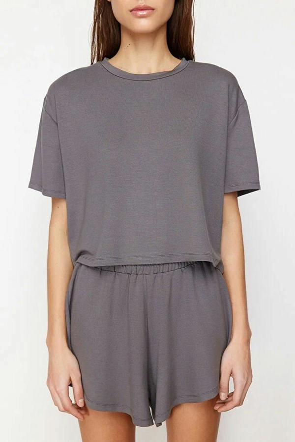 WOVCOR 2-Piece Soft-touch Knitted T-shirt and Shorts Set